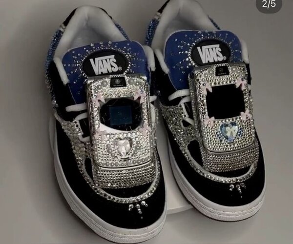 Chaussures personnalisées avec strass
