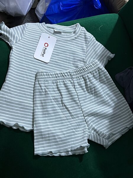 Pyjama rayé enfant doux