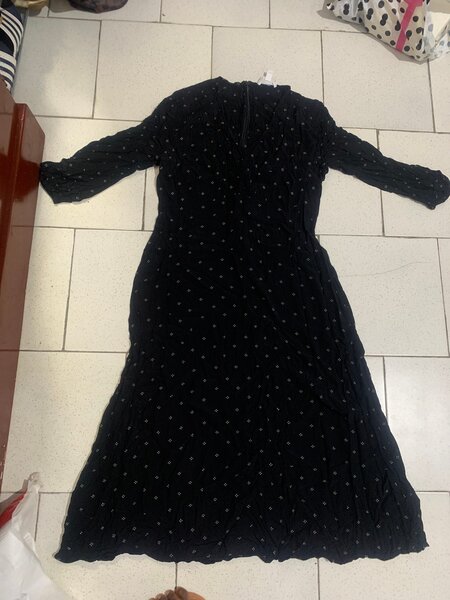Robe longue à pois élégante