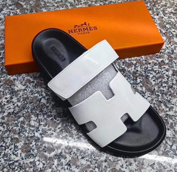 Sandales Hermès en cuir