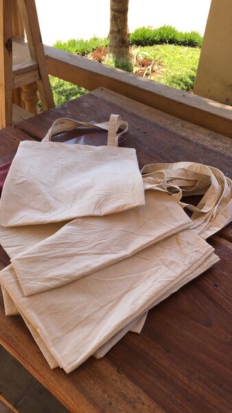 Tote bags