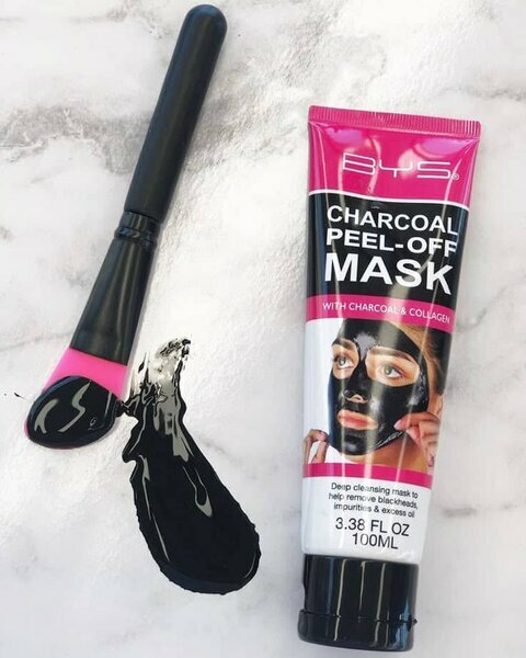 Masque charbon peel-off visage