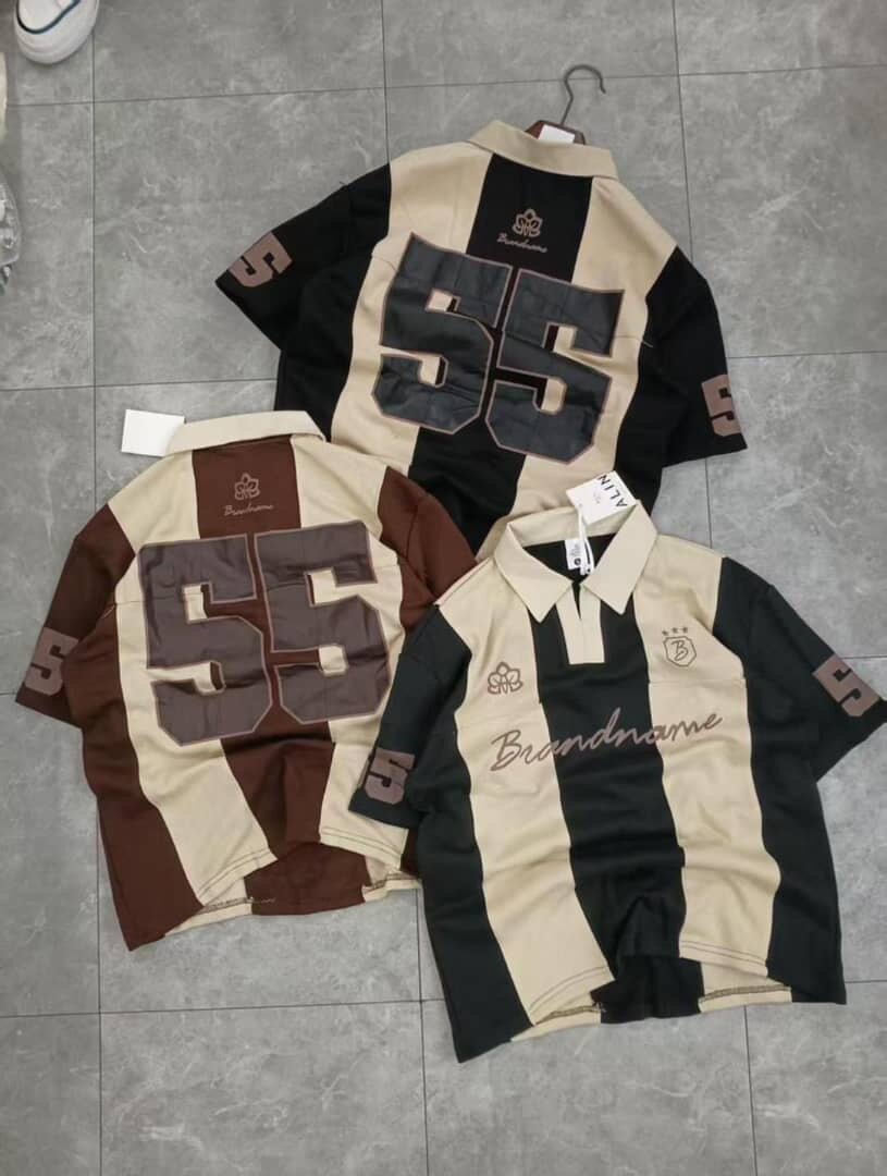 Maillot de sport moderne