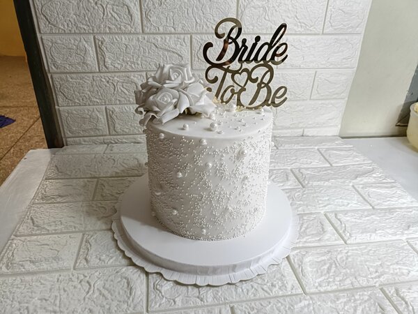 Cakes by Cakiesbytes