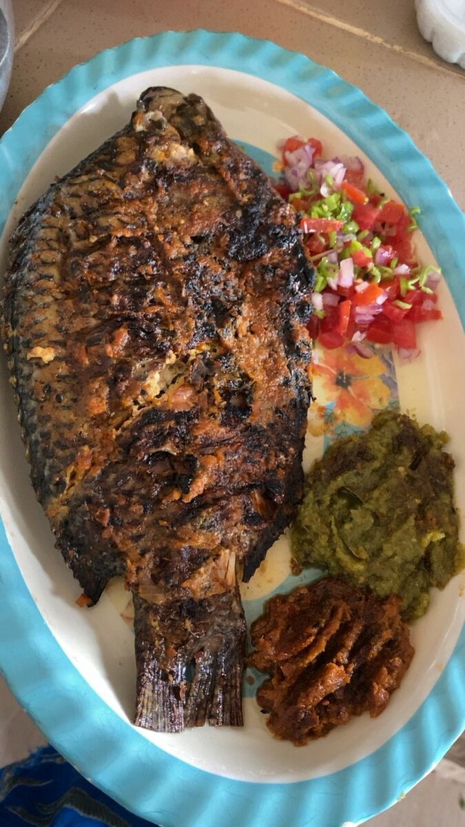 Porc braisé et poisson braisé