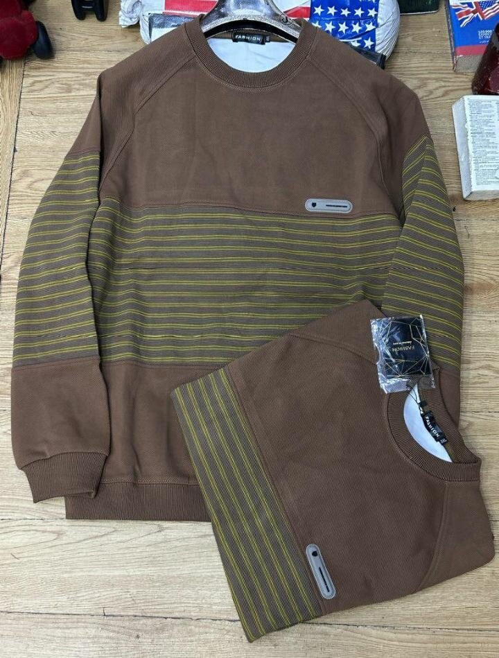Sleeve Button V Nerk Sweater