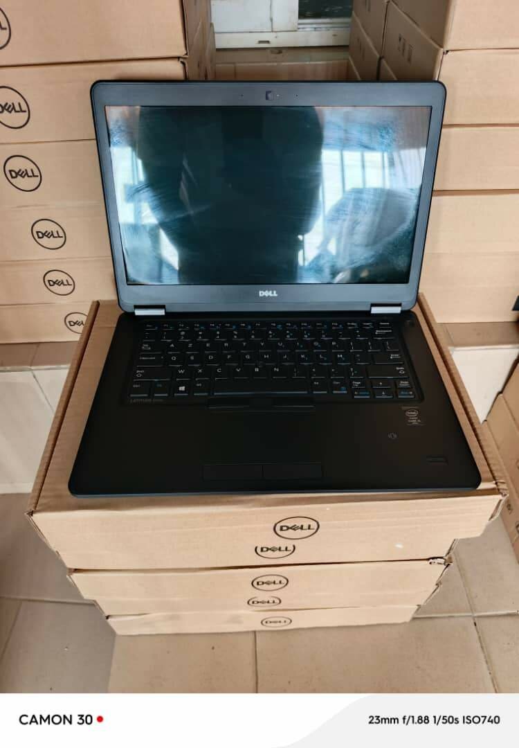Dell 7450 core i5
