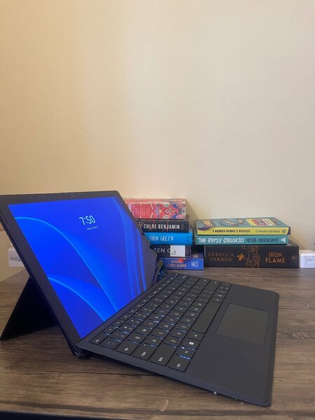 Microsoft Surface Pro 6 | 2-in-1 Laptop + Tablet | Core i7