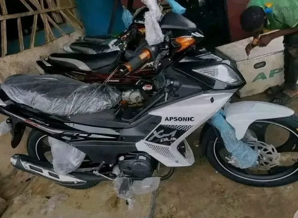 Apsonic moto scooter électrique