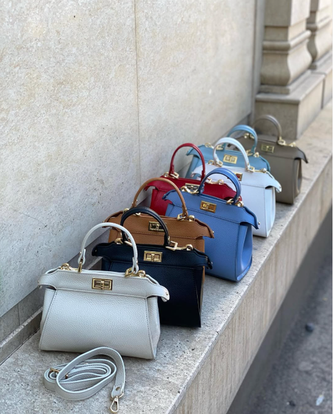 сумки разных цветов