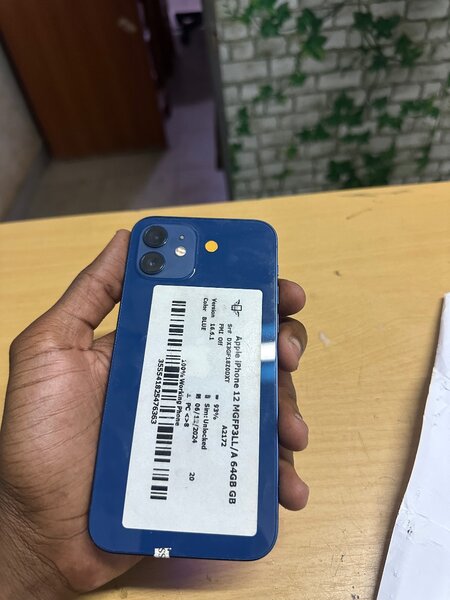 iPhone 12 simple 64go