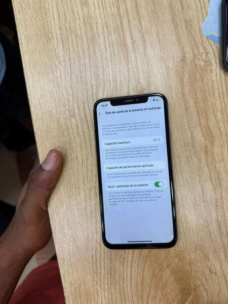 iPhone X 64go quasi neuf