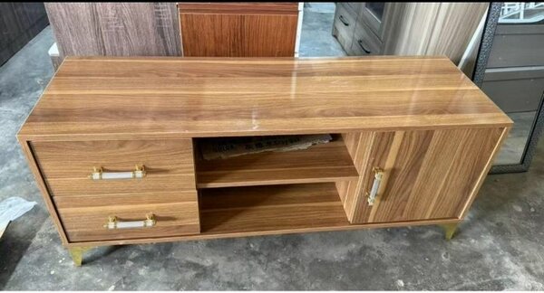 Meuble TV en bois moderne