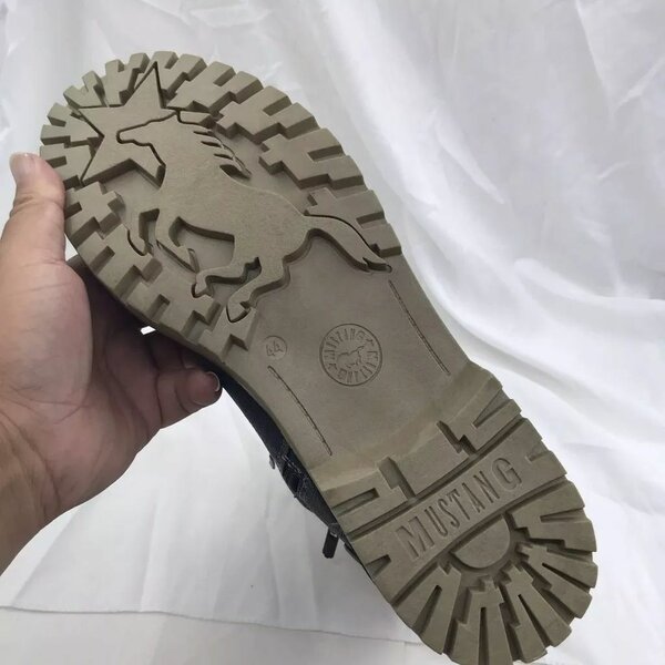 Распродажа!!!! Mustang Германия в наличии в малом количестве