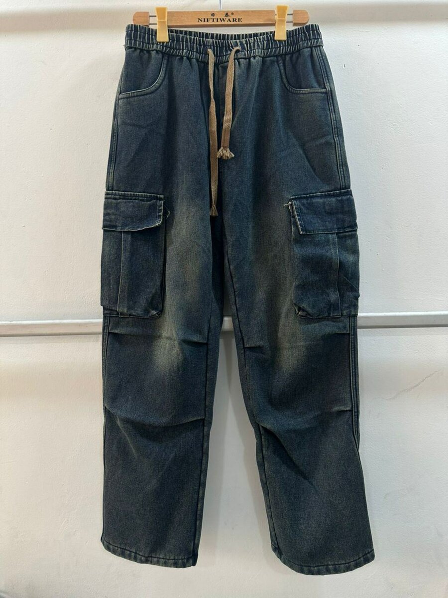 Baggy jeans