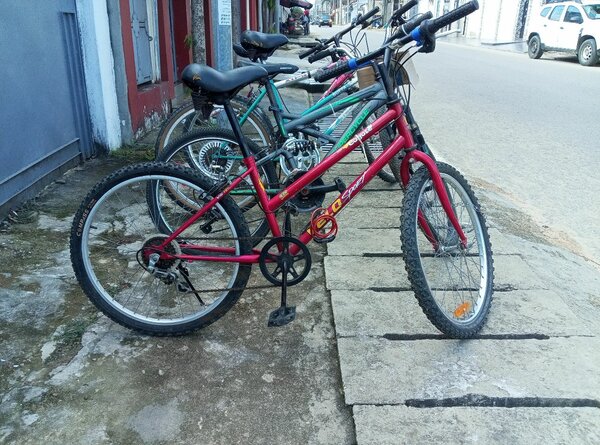 Vélo tout-terrain robuste