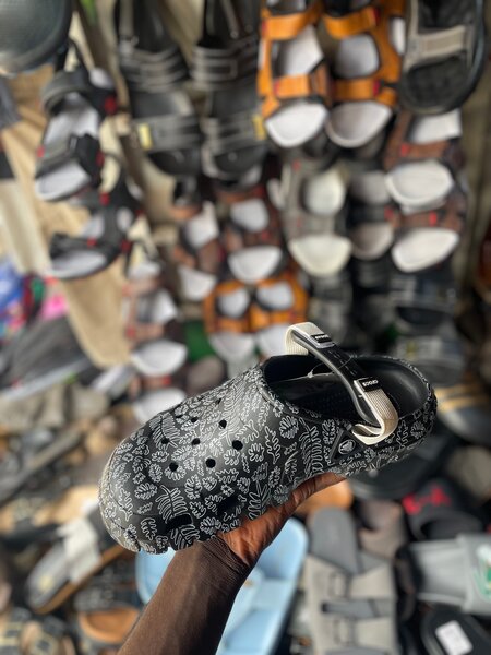 Claquettes confortables en caoutchouc