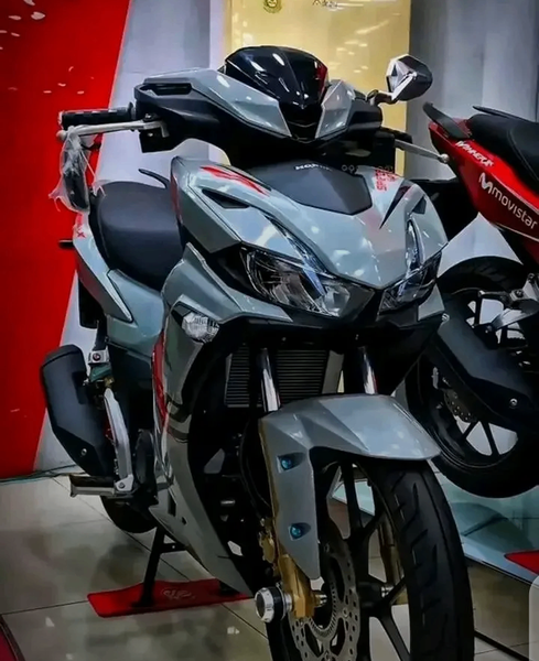 Scooter électrique Movistar gris - 2023