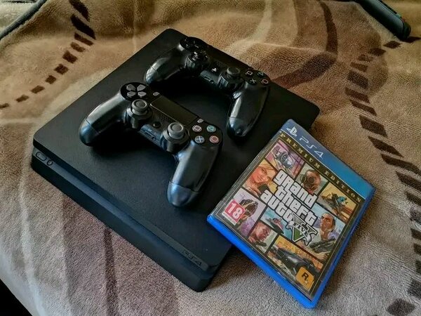 Console de jeux Sony PS4