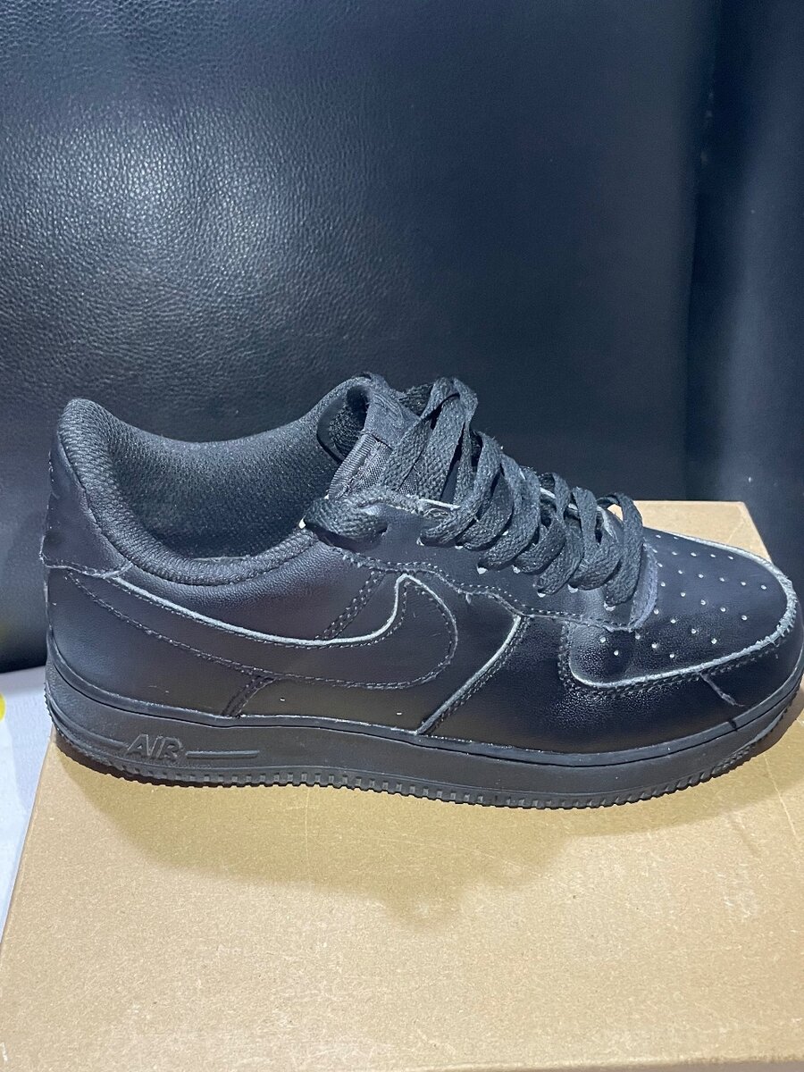 Nike Air Sneakers Noirs