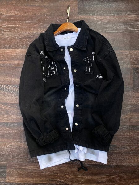 Veste en jean noire pour homme