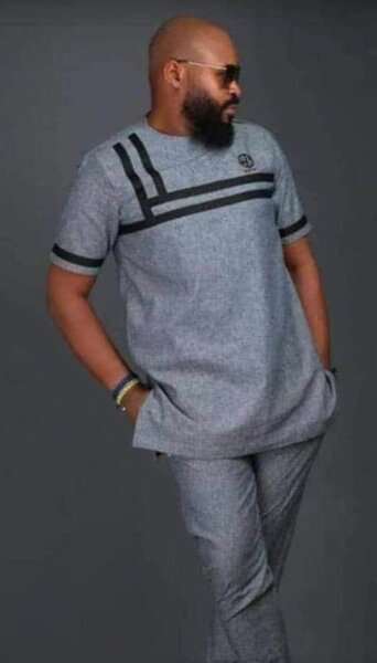 Tunique élégante homme