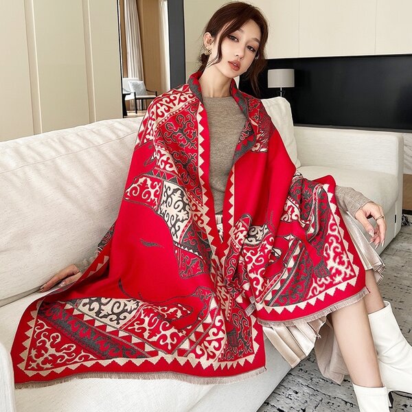 Шарф(Палантин) с национальным узором