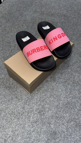 Sandales de marque élégantes