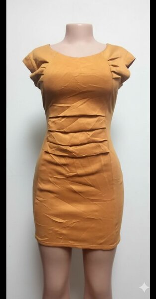 Robe moulante femme élégante