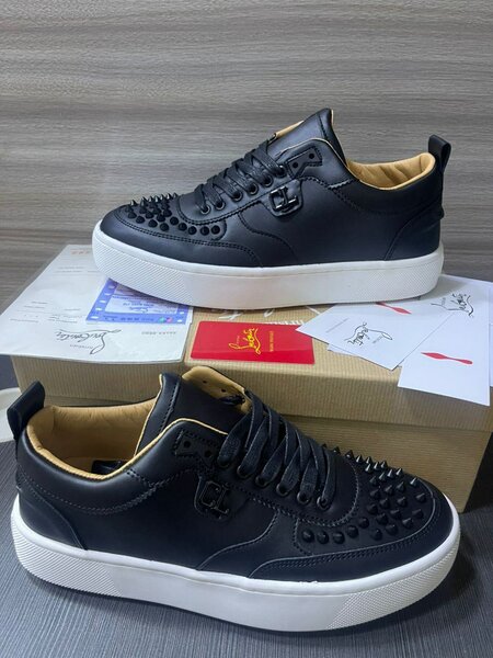 Louboutin prix promo