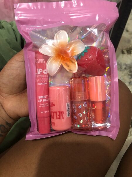 Trousse de soins des lèvres