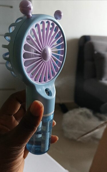 Mini ventilateur avec brumisat