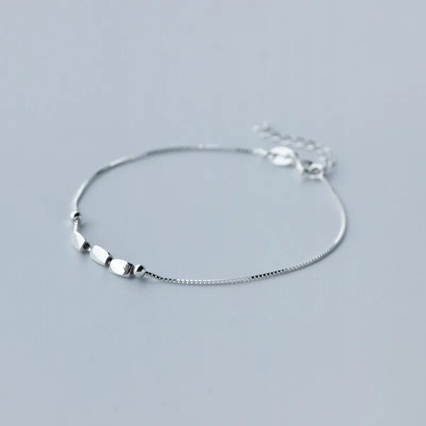 Women's bracelet