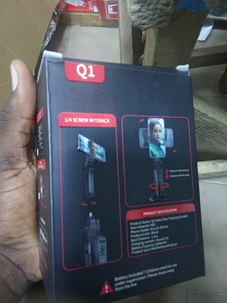 Trépied en rotation automatiqu