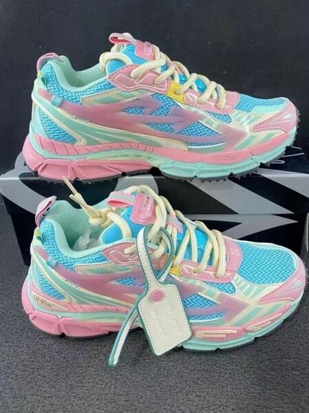 Chaussures de sport Mizuno pastel