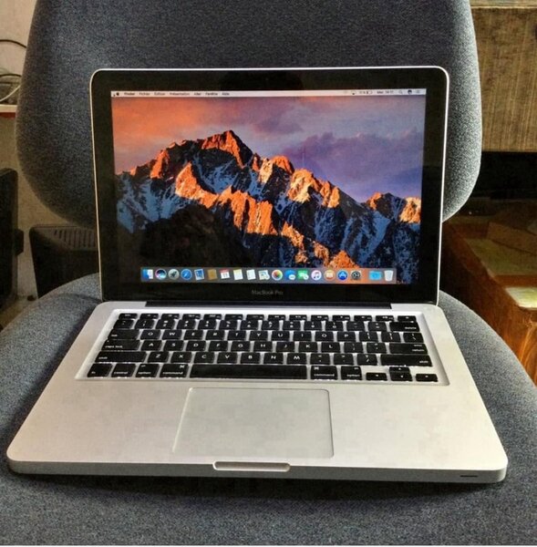 MACBOOK PRO CORE i5 ~ ANNÉE 2011 | RAM 8Go - STOCKAGE 500Go HDD - ECRAN 13.3p