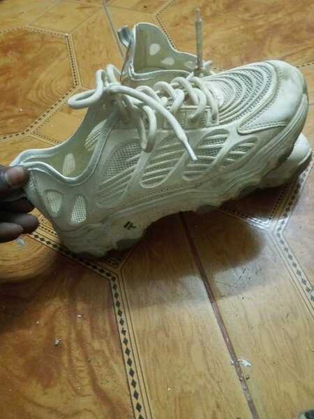 Basket blanche en mesh tendance