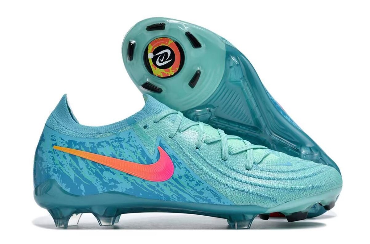 Chaussures de football légères