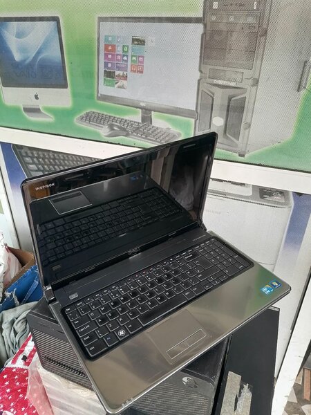 DELL INSPIRON 1564
