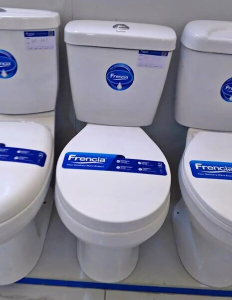 Toilette moderne Francia