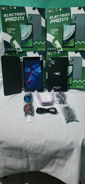 Tablette BOAT TAB 710 écran blindé