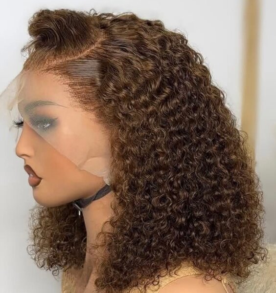 Perruque bouclée lace front
