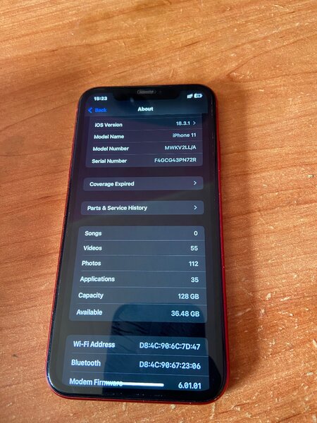 iPhone 11  128 Gb storage