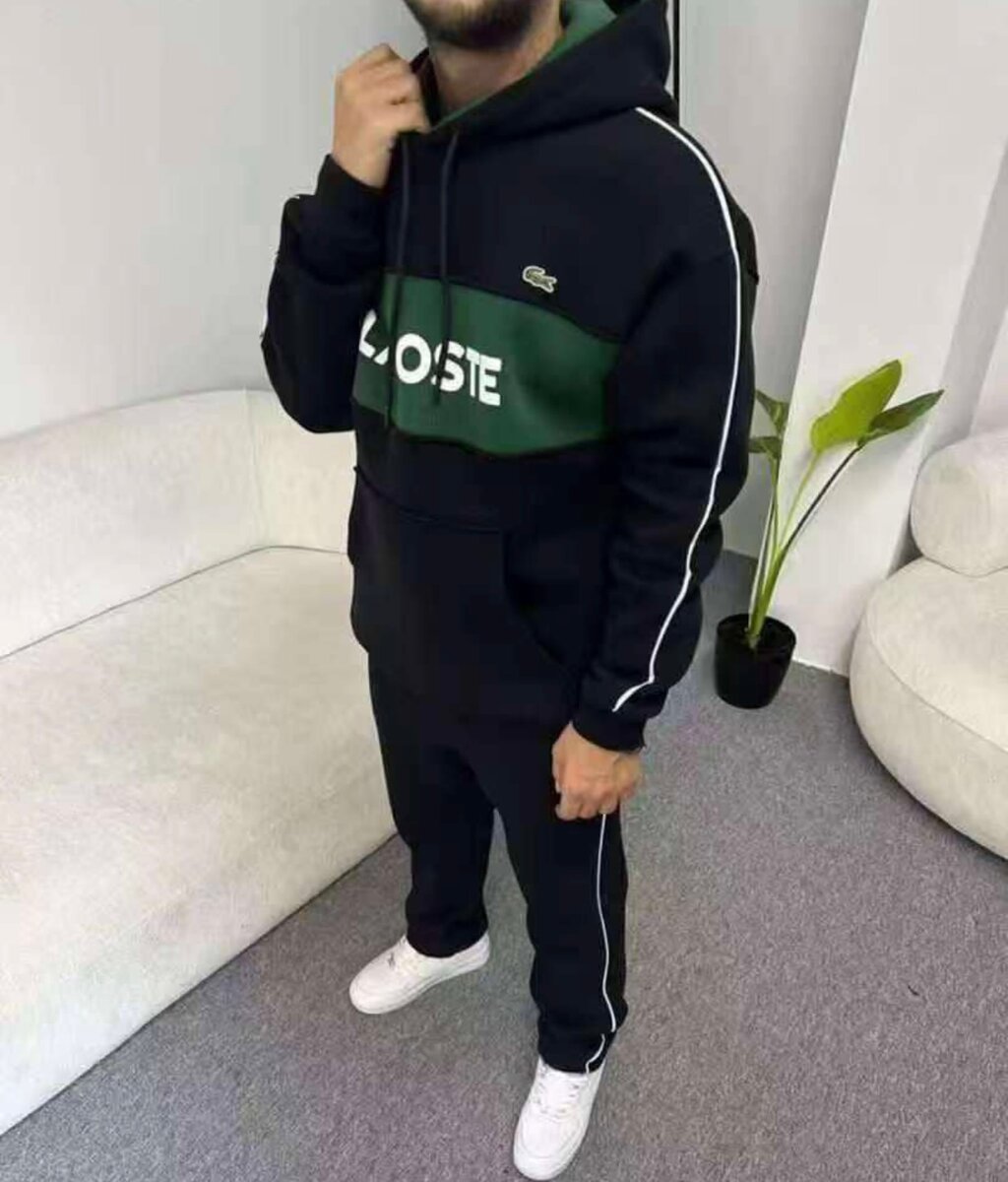 Ensemble de survêtement Lacoste