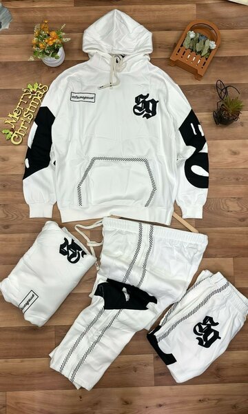 Survêtement à capuche blanc