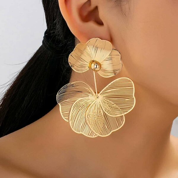 Boucles d'oreilles florales dorées