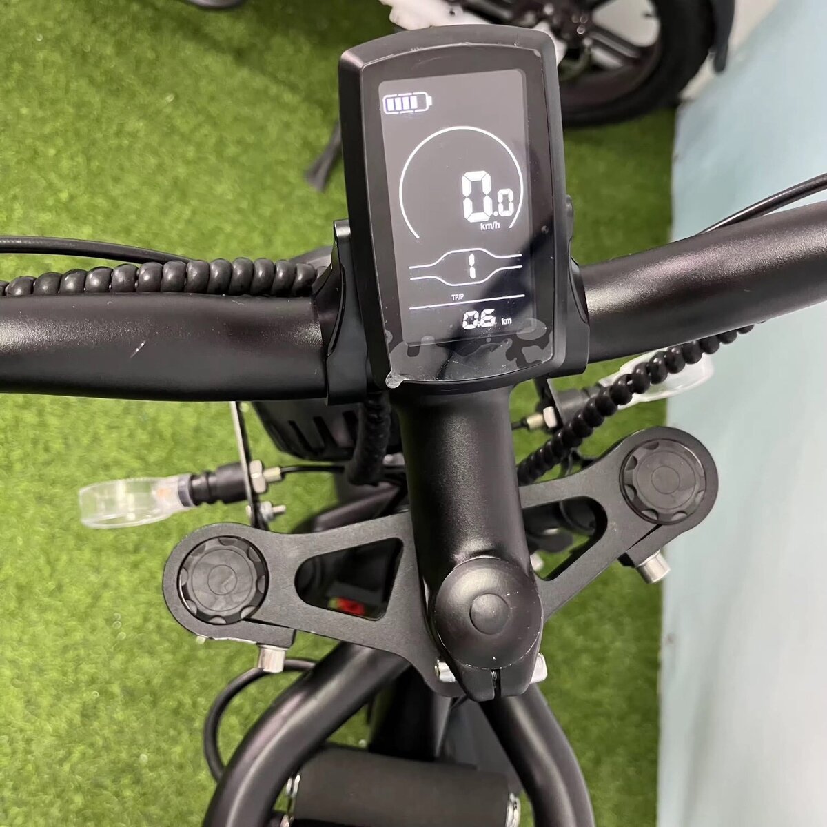 Vélo électrique tout-terrain puissant