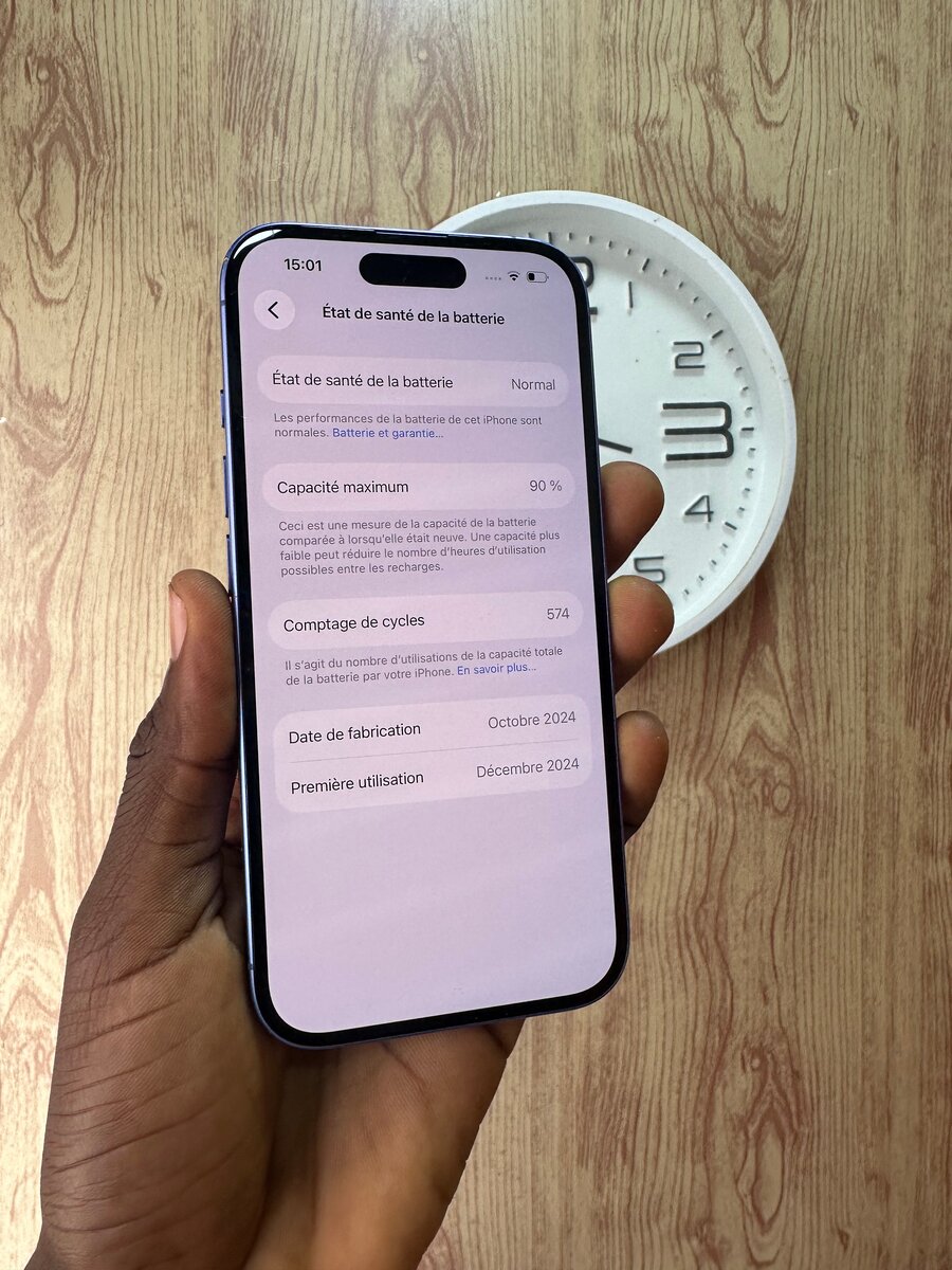 iPhone 16  Bleu 128 Go