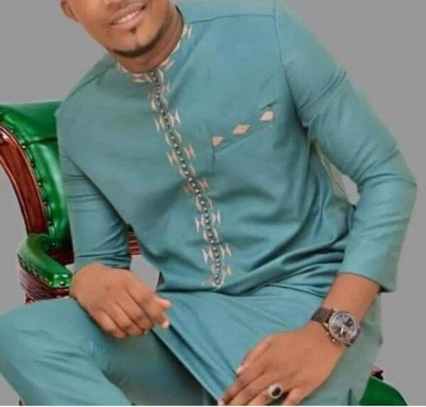 Vêtements hommes, complet