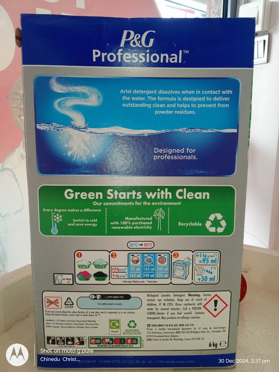 Ariel professional formula colour protect washing powder